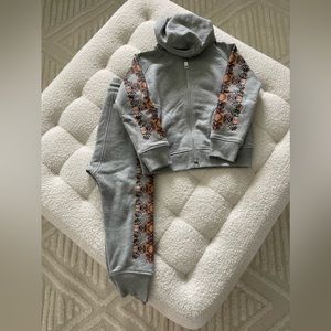Burberry Gray Thomas Bear Hoodie and Pants size 6